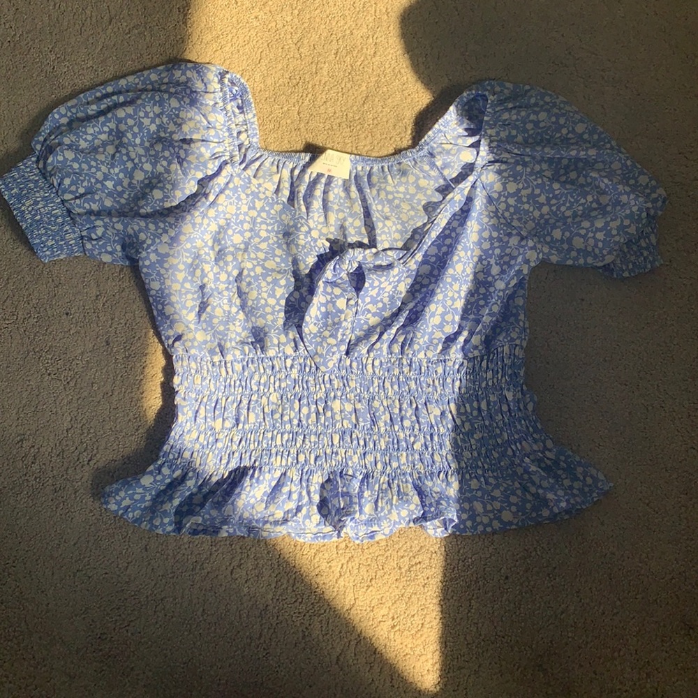 Summery flower top